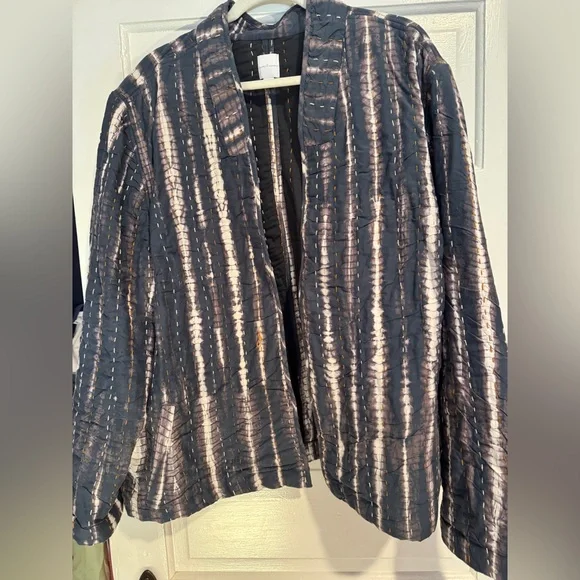 J. Jill Navy and Cream Textured Blazer - Picture 1 of 4